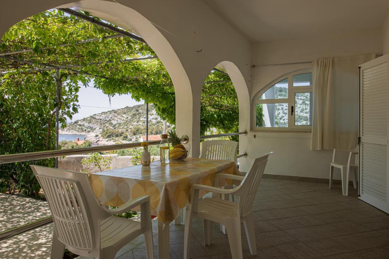 Apartmani Mares Ražanj Exteriör bild