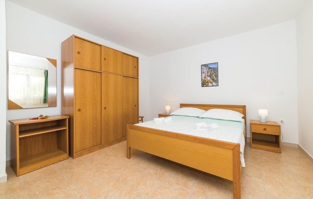 Apartmani Mares Ražanj Exteriör bild